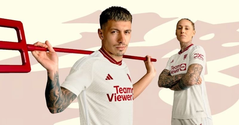 lisandro martinez and leah galton wearing manchester united 2023-24 third shirt in white
